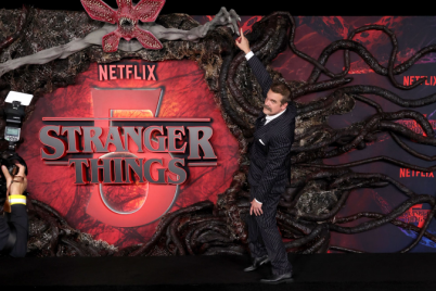 david-harbour-attends-the-los-angeles-premiere-of-netflixs-news-photo-1765834627-e1767043622445.png