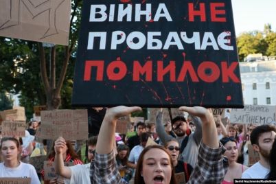 kartonni_protesty_800x450.jpg