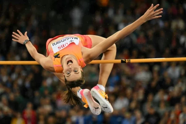 354069_GettyImages-2169692850_new_960x500_0-e1738932009443.webp