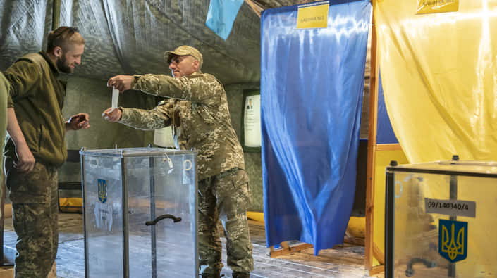 61c1d5d-war-elections-705.jpg