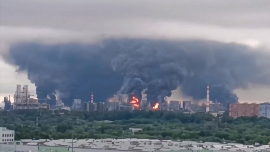 pozhezha-na-Moskovskomu-NPZ-1-1.jpg